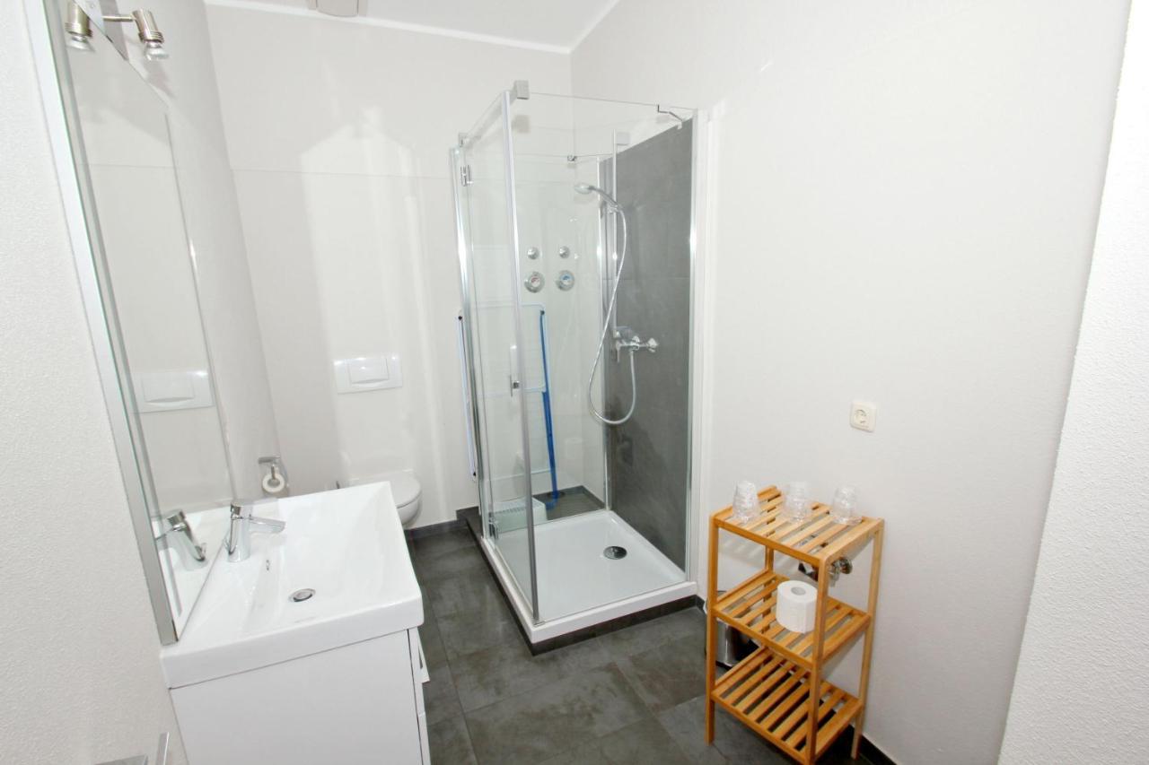 Balkon, Gratis Nutzung Vom Ahoi Erlebnisbad Und Sauna In Sellin - Residenz Strandeck Fewo01 Goehren  Exterior foto
